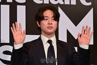 [포토] 박정민 '완벽한 수트 핏'