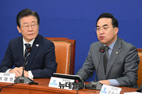 [포토] 최고위 참석한 박홍근 더불어민주당 원내대표