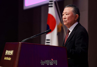 [포토] '이승만과 자유주의' 학술회의, 인사말하는 신철식 이사장