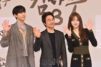 [포토] 안효섭-한석규-이성경, 낭만닥터와 제자들