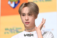 [포토] 비주얼 담당 커맨더맨 현하