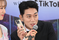 [포토] 김경욱 '다나카 대신 왔어요'