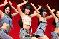 [포토] 타이틀곡 무대 선보이는 르세라핌