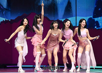 [포토] 'No-Return' 무대 선보이는 르세라핌