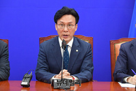 [포토] 회의서 모두발언 하는 김민석 정책위의장