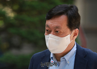 [포토] 불구속 공판 출석하는 정진상 전 민주당 정무조정실장