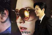 [포토] 귀공자로 컴백한 배우 김선호