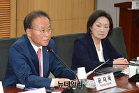 [포토] 축사하는 윤재옥 국민의힘 원내대표