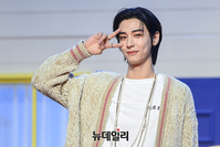 [포토] 보이넥스트도어 이한, 사슴같은 눈망울