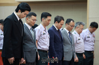 [포토] 현충원서 국민의례하는 BTS RM