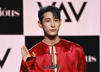 [포토] VAV 로우 "컴백합니다"