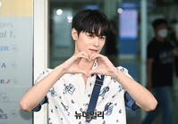 [포토] 더보이즈 주연, 청량감 가득한 패션