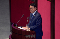 [포토] 감사인사 전하는 김교흥 행정안전위원장