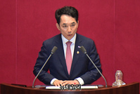 [포토] 인사하는 박민식 국가보훈부 장관