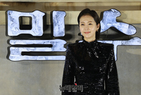 [포토] 해녀 역 맡은 염정아 