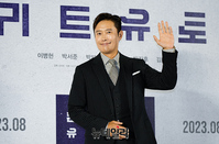 [포토] 이병헌 '명품연기 스크린서 보여드릴게요'