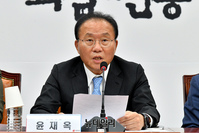 [포토] 최고위 참석한 윤재옥 국민의힘 원내대표