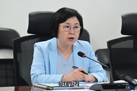 [포토] 민주당 현안간담회 출석한 김현 방통위 상임위원