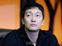 [포토] 연극 무대 오른 손석구