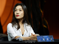 [포토] 연극 '나무 위의 군대' 출연하는 배우 최희서