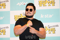 [포토] '몸쓸것들' 남경진, 깜찍한 노란시계 이쁘죠