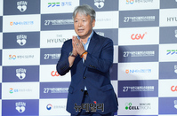 [포토] 레드카펫 오른 엄홍길