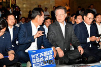 [포토] 대화 나누는 이재명 대표와 정청래 최고위원