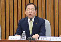 [포토] '선원 일자리' 혁신 관련 발언 하는 조승환 해수부 장관 