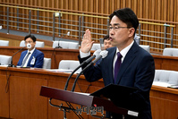 [포토] 선서하는 권영준 대법관 후보자