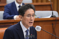 [포토] 답변하는 서경환 대법관 후보자