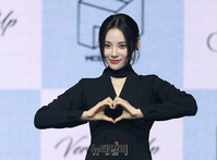 [포토] 오드아이써클 진솔 "오래동안 기다려줘서 고마워요"