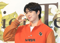 [포토] 피겨왕자 차준환 "나들이 나왔어요"