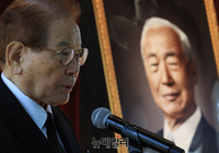 [포토] 추모사하는 이영일 고문