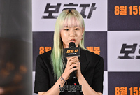 [포토] 보호자 박유나 '감독님 무서웠어요'