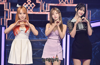 [포토] 로켓펀치 쥬리-연희-수윤, 상큼한 하트