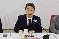 [포토] 교권 보호·회복방안 관련 당·정협의회 참석한 이주호 장관