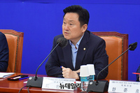 [포토] 모두발언하는 최인호 공동위원장