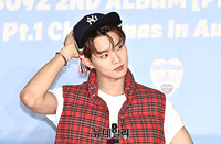 [포토] 더보이즈 큐, 화보같은 포토타임