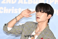 [포토] 더보이즈 현재, 날카로운 얼굴선