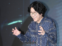 [포토] 좀비버스 꽈추형 '한판 붙어볼꽈'