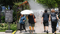 [포토] 더위 피하는 시민들