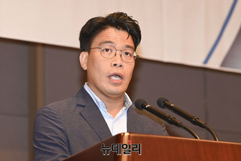 [포토] 우남이승만애국상 시상식 축사하는 조평세 박사