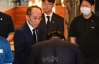 [포토] 추경호 경제부총리 '윤 대통령 부친 빈소 찾아'