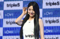 [포토] 러블루션 신위 '무한한 가능성 기대해주세요'