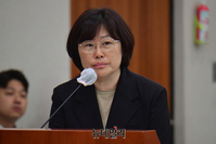 [포토] 법사위 출석한 유재은 법무관리관