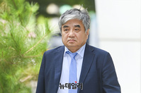 [포토] 'TV조선 재승인 의혹' 공판 출석하는 한상혁 전 방통위원장