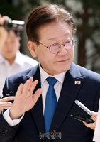 [포토] 공직선거법 위반 공판 출석하는 이재명 대표
