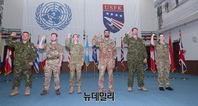 [포토] 유엔사 증원군 인터뷰 참여한 각국 증원군 장교들