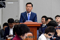 [포토] 운영위서 발언하는 이광재 국회 사무총장