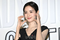 [포토] 홍수주, 볼하트 가득